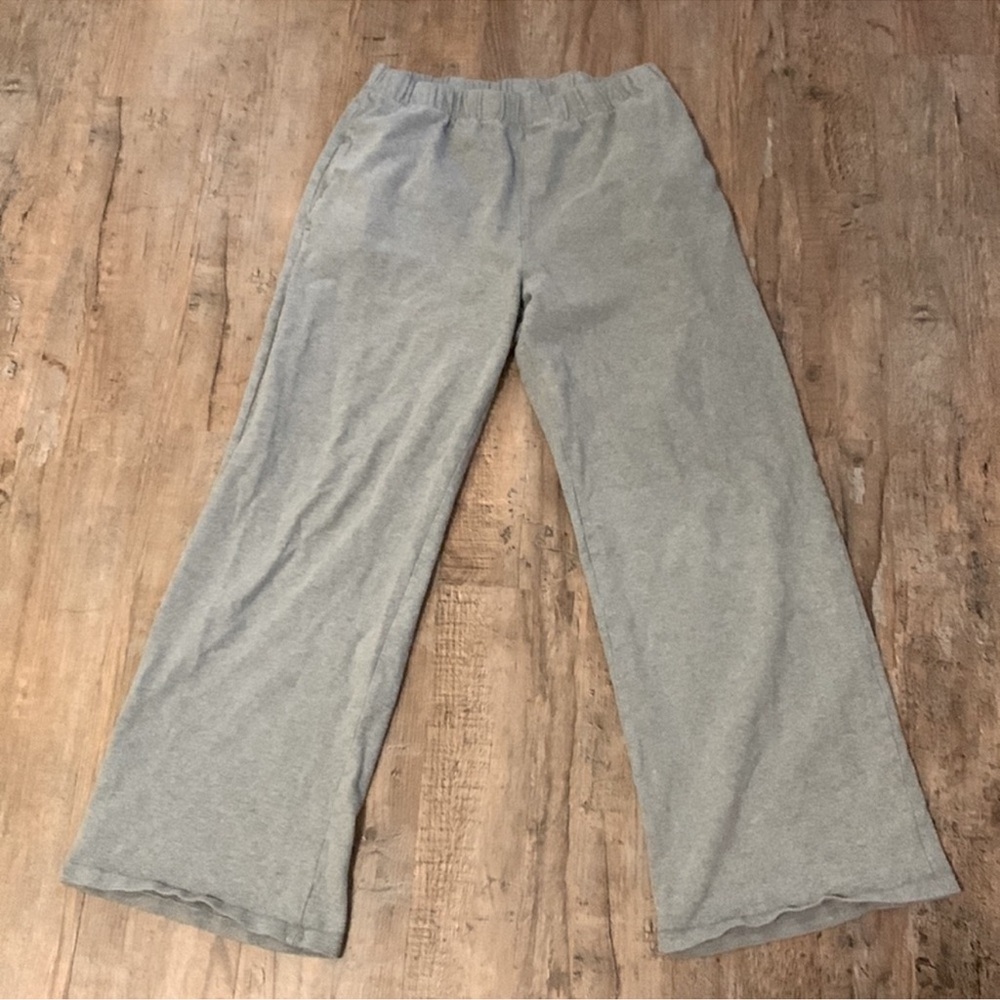 Brandy Melville Anastasia Sweatpants gray - Picture 2 of 2